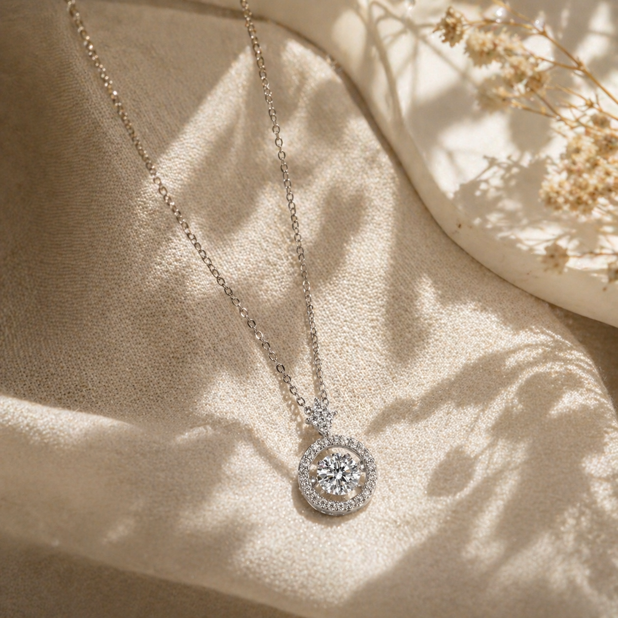 Moissanite anheng halskjede i S925 sølv – minimalistisk luksus fra RUYA
